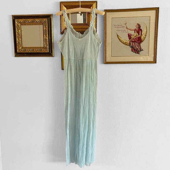 Mid Century Chiffon Peignoir Robe & Pleated Full Length Night Gown Set Vintage - Picture 8 of 10